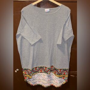 LuLaRoe Irma High-Low Top | Gray w/ Colorful Geometric Hem | Size 2XL